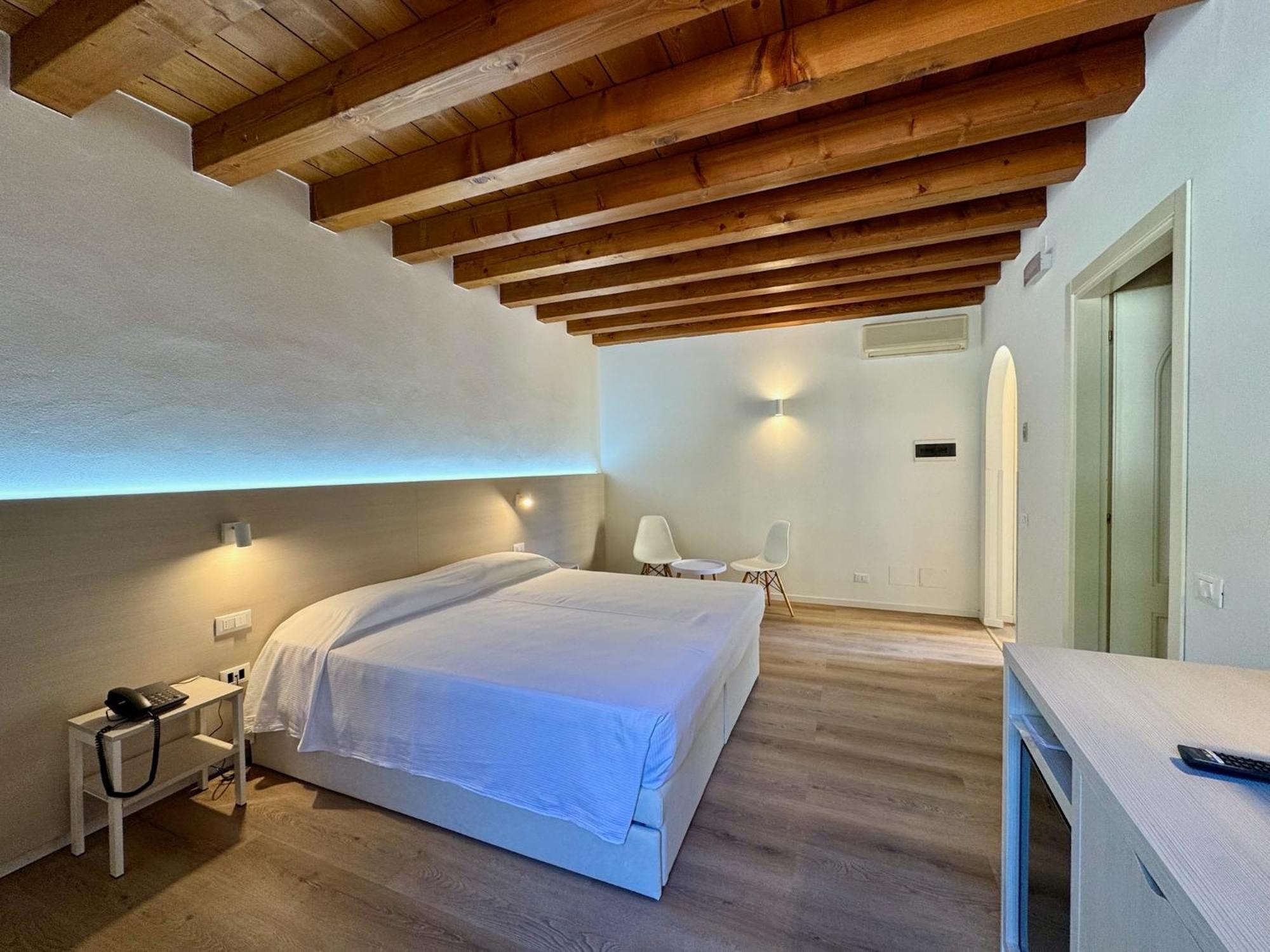 Corte Impero Hotel & Restaurant Affi Eksteriør bilde