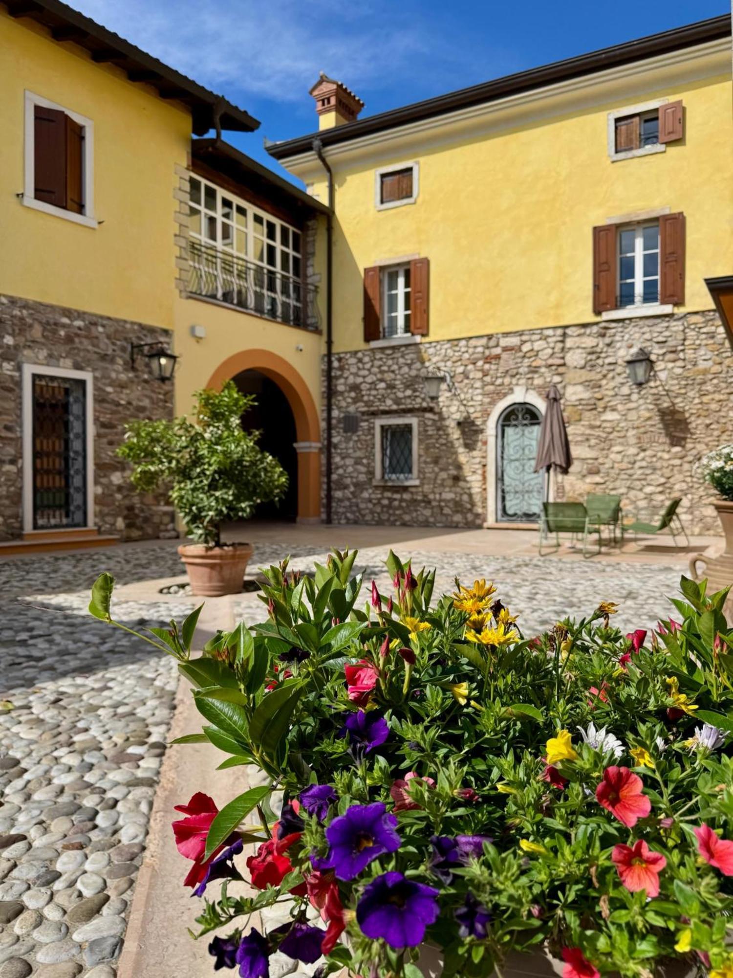 Corte Impero Hotel & Restaurant Affi Eksteriør bilde